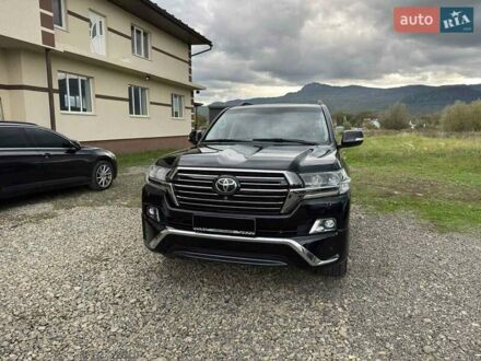 Черный Тойота Ленд Крузер, объемом двигателя 4.46 л и пробегом 200 тыс. км за 36500 $, фото 1 на Automoto.ua