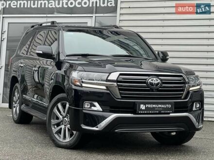 Черный Тойота Ленд Крузер, объемом двигателя 4.46 л и пробегом 51 тыс. км за 72000 $, фото 1 на Automoto.ua