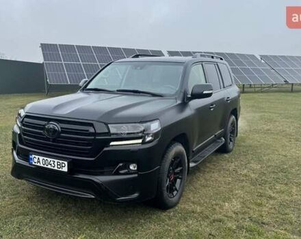 Черный Тойота Ленд Крузер, объемом двигателя 4.46 л и пробегом 140 тыс. км за 60000 $, фото 1 на Automoto.ua
