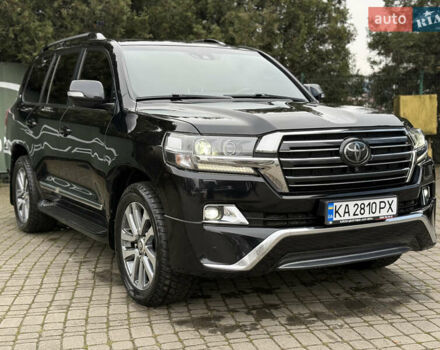 Черный Тойота Ленд Крузер, объемом двигателя 4.46 л и пробегом 200 тыс. км за 50500 $, фото 1 на Automoto.ua