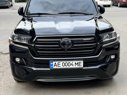 Черный Тойота Ленд Крузер, объемом двигателя 4.46 л и пробегом 177 тыс. км за 52000 $, фото 1 на Automoto.ua