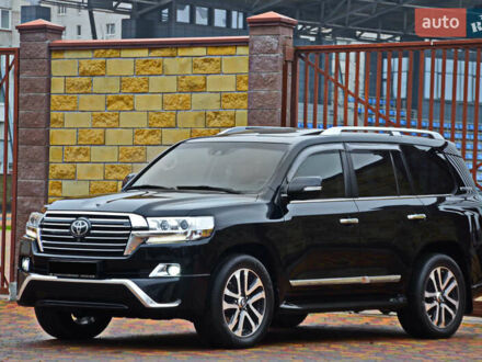 Черный Тойота Ленд Крузер, объемом двигателя 4.61 л и пробегом 137 тыс. км за 51999 $, фото 1 на Automoto.ua