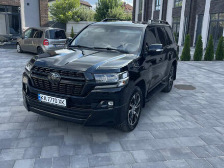 Черный Тойота Ленд Крузер, объемом двигателя 4.46 л и пробегом 204 тыс. км за 49000 $, фото 1 на Automoto.ua