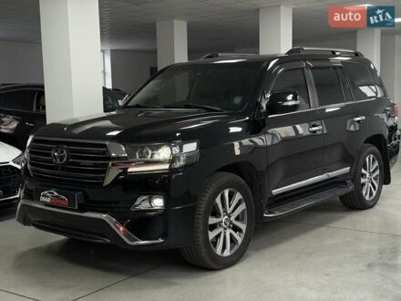 Черный Тойота Ленд Крузер, объемом двигателя 4.46 л и пробегом 185 тыс. км за 51200 $, фото 1 на Automoto.ua