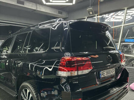 Черный Тойота Ленд Крузер, объемом двигателя 4.61 л и пробегом 10 тыс. км за 80000 $, фото 1 на Automoto.ua