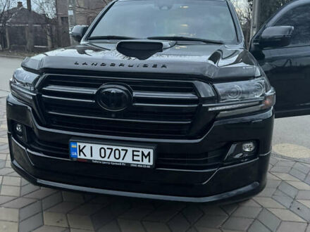 Черный Тойота Ленд Крузер, объемом двигателя 4.46 л и пробегом 199 тыс. км за 65000 $, фото 1 на Automoto.ua