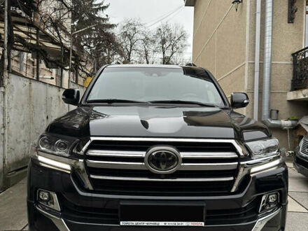 Черный Тойота Ленд Крузер, объемом двигателя 4.46 л и пробегом 8 тыс. км за 95000 $, фото 1 на Automoto.ua