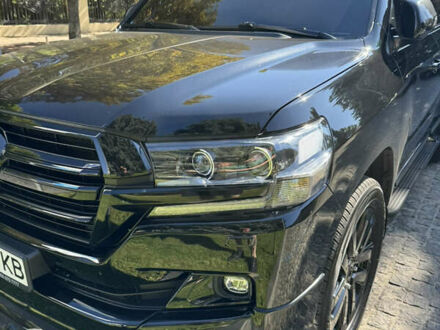 Черный Тойота Ленд Крузер, объемом двигателя 4.46 л и пробегом 177 тыс. км за 51000 $, фото 1 на Automoto.ua