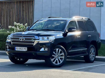Тойота Ленд Крузер 2020 в Киеве на Automoto.ua Черный Тойота Ленд Крузер, объемом двигателя 4.46 л и пробегом 58 тыс. км за 62700 $, фото 1 на Automoto.ua