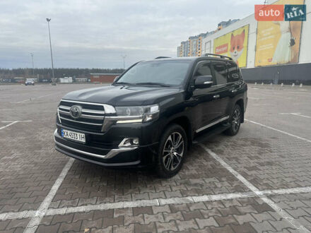 Тойота Ленд Крузер 2020 у Києві на Automoto.ua Чорний Тойота Ленд Крузер, об'ємом двигуна 4.5 л та пробігом 137 тис. км за 60999 $, фото 1 на Automoto.ua