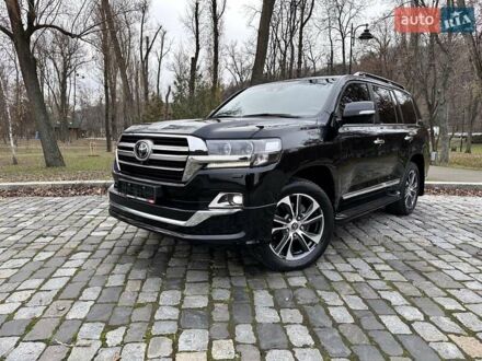 Черный Тойота Ленд Крузер, объемом двигателя 4.46 л и пробегом 125 тыс. км за 69999 $, фото 1 на Automoto.ua