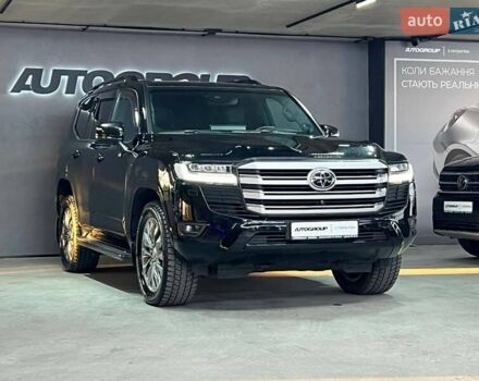 Черный Тойота Ленд Крузер, объемом двигателя 3.3 л и пробегом 202 тыс. км за 73000 $, фото 1 на Automoto.ua