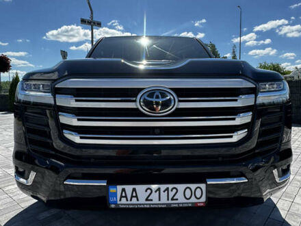 Тойота Ленд Крузер 2023 у Києві на Automoto.ua Чорний Тойота Ленд Крузер, об'ємом двигуна 3.35 л та пробігом 24 тис. км за 90000 $, фото 1 на Automoto.ua