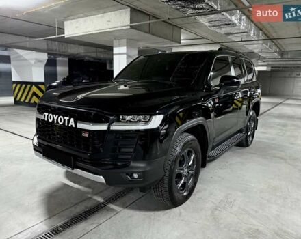 Черный Тойота Ленд Крузер, объемом двигателя 3.35 л и пробегом 13 тыс. км за 87000 $, фото 1 на Automoto.ua
