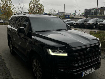 Черный Тойота Ленд Крузер, объемом двигателя 3.35 л и пробегом 79 тыс. км за 88499 $, фото 1 на Automoto.ua