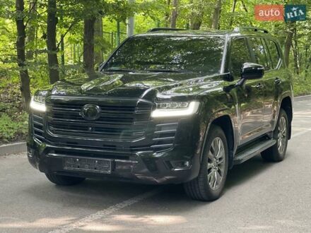 Чорний Тойота Ленд Крузер, об'ємом двигуна 3.35 л та пробігом 49 тис. км за 85000 $, фото 1 на Automoto.ua