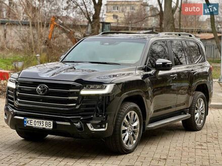 Чорний Тойота Ленд Крузер, об'ємом двигуна 3.3 л та пробігом 7 тис. км за 98500 $, фото 1 на Automoto.ua
