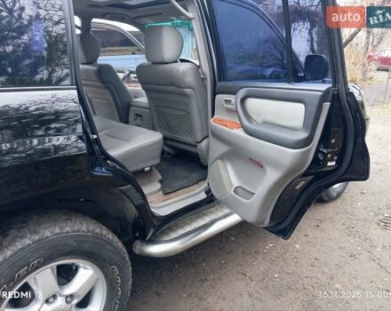 Коричневый Тойота Ленд Крузер, объемом двигателя 4.66 л и пробегом 260 тыс. км за 14000 $, фото 2 на Automoto.ua