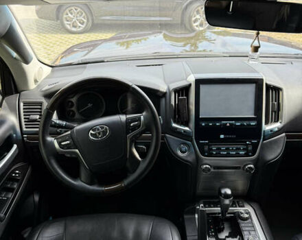 Коричневый Тойота Ленд Крузер, объемом двигателя 4.46 л и пробегом 160 тыс. км за 57000 $, фото 33 на Automoto.ua