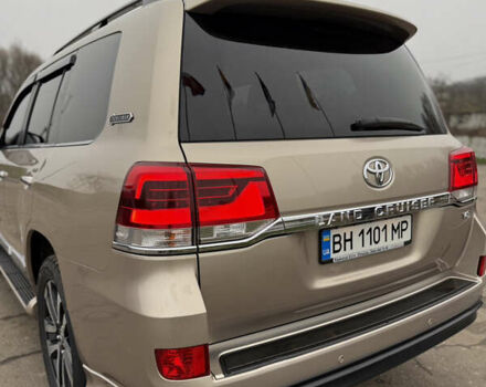 Коричневый Тойота Ленд Крузер, объемом двигателя 4.46 л и пробегом 250 тыс. км за 50000 $, фото 5 на Automoto.ua