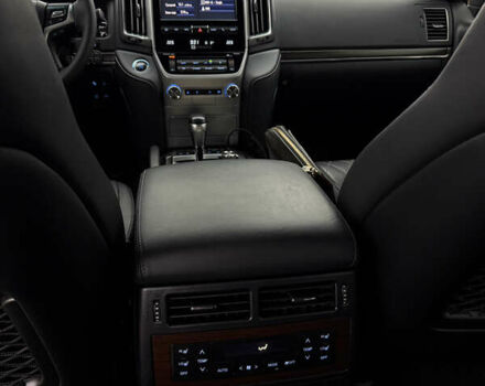 Коричневый Тойота Ленд Крузер, объемом двигателя 4.46 л и пробегом 250 тыс. км за 50000 $, фото 9 на Automoto.ua