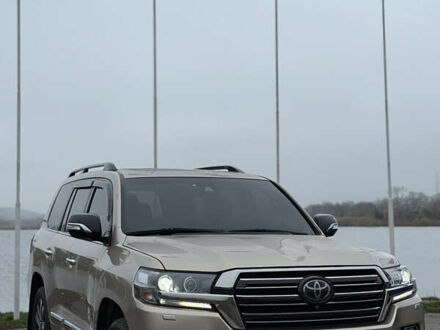 Коричневый Тойота Ленд Крузер, объемом двигателя 4.46 л и пробегом 250 тыс. км за 53000 $, фото 1 на Automoto.ua