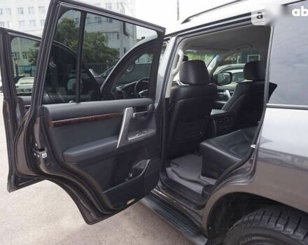 Тойота Ленд Крузер, об'ємом двигуна 4.5 л та пробігом 134 тис. км за 43000 $, фото 22 на Automoto.ua