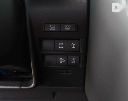 Тойота Ленд Крузер, об'ємом двигуна 3.3 л та пробігом 22 тис. км за 88504 $, фото 17 на Automoto.ua