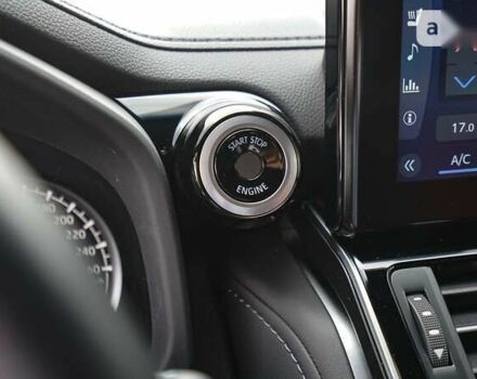 Тойота Ленд Крузер, об'ємом двигуна 3.3 л та пробігом 22 тис. км за 88504 $, фото 18 на Automoto.ua