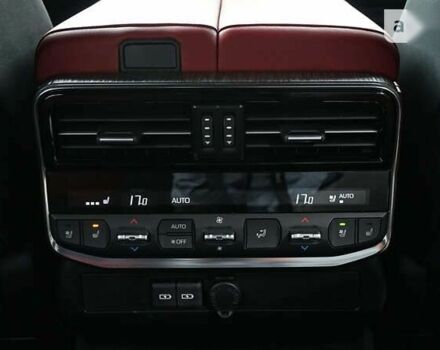 Тойота Ленд Крузер, об'ємом двигуна 3.3 л та пробігом 22 тис. км за 88504 $, фото 29 на Automoto.ua