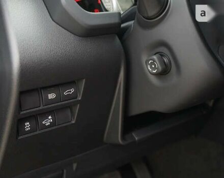 Тойота Ленд Крузер, об'ємом двигуна 3.3 л та пробігом 22 тис. км за 88504 $, фото 16 на Automoto.ua