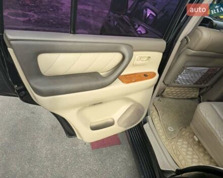 Тойота Ленд Крузер, объемом двигателя 4.66 л и пробегом 341 тыс. км за 15000 $, фото 26 на Automoto.ua