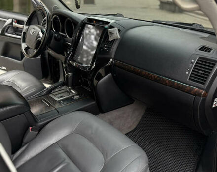 Тойота Ленд Крузер, объемом двигателя 4.7 л и пробегом 251 тыс. км за 22500 $, фото 11 на Automoto.ua