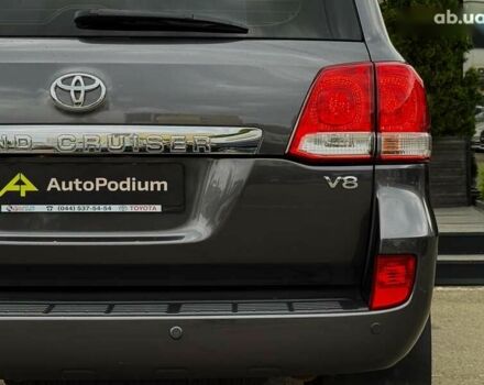 Тойота Ленд Крузер, объемом двигателя 4.5 л и пробегом 244 тыс. км за 25999 $, фото 21 на Automoto.ua