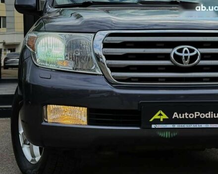 Тойота Ленд Крузер, объемом двигателя 4.5 л и пробегом 244 тыс. км за 25999 $, фото 11 на Automoto.ua