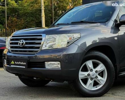 Тойота Ленд Крузер, объемом двигателя 4.5 л и пробегом 244 тыс. км за 24999 $, фото 4 на Automoto.ua