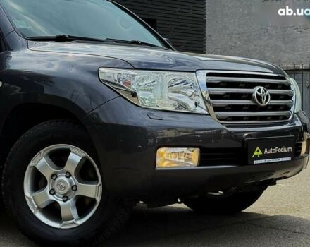 Тойота Ленд Крузер, объемом двигателя 4.5 л и пробегом 244 тыс. км за 25999 $, фото 8 на Automoto.ua