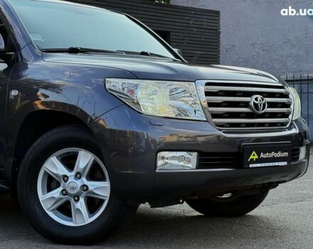 Тойота Ленд Крузер, объемом двигателя 4.5 л и пробегом 244 тыс. км за 24999 $, фото 10 на Automoto.ua