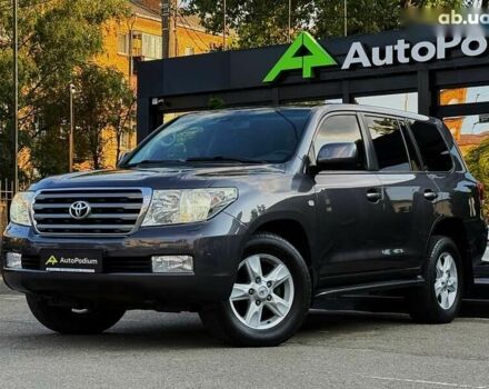 Тойота Ленд Крузер, объемом двигателя 4.5 л и пробегом 244 тыс. км за 24999 $, фото 5 на Automoto.ua