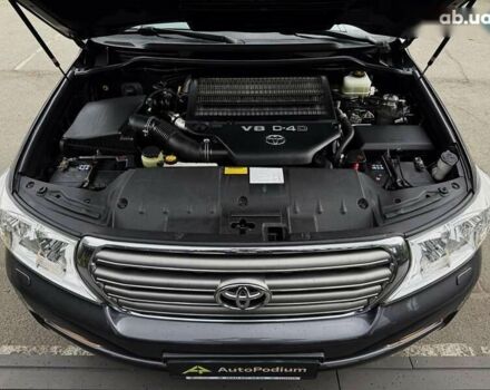 Тойота Ленд Крузер, объемом двигателя 4.5 л и пробегом 244 тыс. км за 25999 $, фото 23 на Automoto.ua