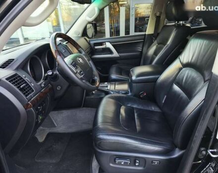 Тойота Ленд Крузер, объемом двигателя 0 л и пробегом 218 тыс. км за 27900 $, фото 16 на Automoto.ua