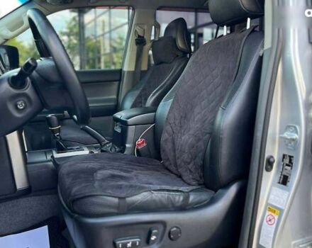 Тойота Ленд Крузер, объемом двигателя 0 л и пробегом 278 тыс. км за 25990 $, фото 11 на Automoto.ua