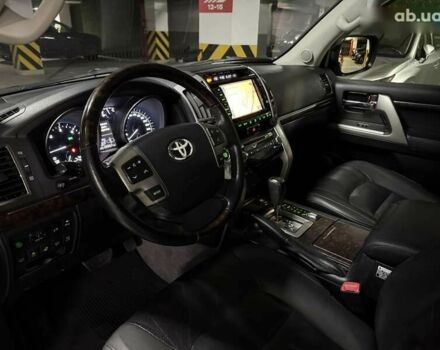 Тойота Ленд Крузер, об'ємом двигуна 0 л та пробігом 267 тис. км за 35900 $, фото 18 на Automoto.ua