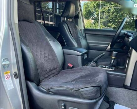 Тойота Ленд Крузер, объемом двигателя 0 л и пробегом 278 тыс. км за 25990 $, фото 23 на Automoto.ua