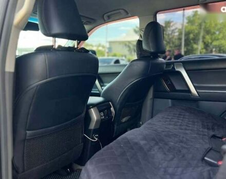 Тойота Ленд Крузер, объемом двигателя 0 л и пробегом 278 тыс. км за 25990 $, фото 26 на Automoto.ua