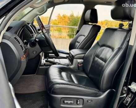 Тойота Ленд Крузер, объемом двигателя 0 л и пробегом 133 тыс. км за 33990 $, фото 20 на Automoto.ua