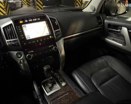 Тойота Ленд Крузер, объемом двигателя 0 л и пробегом 267 тыс. км за 30900 $, фото 26 на Automoto.ua