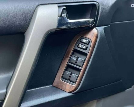 Тойота Ленд Крузер, объемом двигателя 0 л и пробегом 278 тыс. км за 25990 $, фото 8 на Automoto.ua