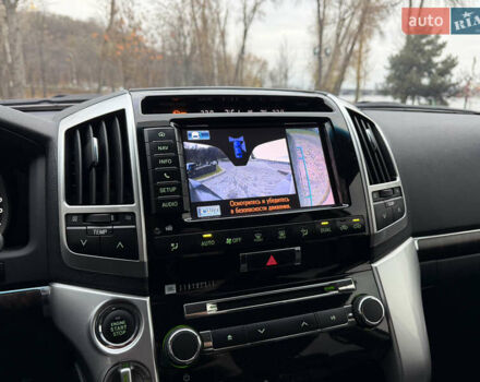 Тойота Ленд Крузер, объемом двигателя 4.6 л и пробегом 325 тыс. км за 28500 $, фото 25 на Automoto.ua