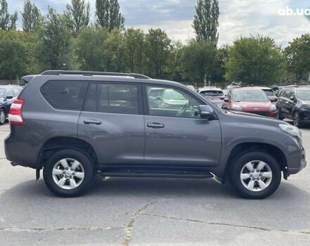 Тойота Ленд Крузер, об'ємом двигуна 3 л та пробігом 206 тис. км за 26200 $, фото 3 на Automoto.ua